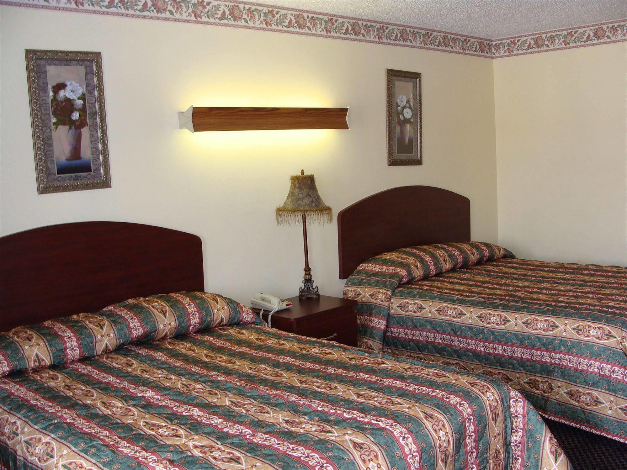Colonial Inn Hammond Extérieur photo